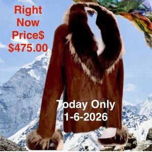 Shearling Lambskin with Fox Fur & Coyote Trim shearling lining.